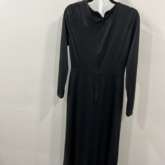 Lauren Ralph Lauren Women's Twist-Front Foil Print Jersey Gown - Picture 8 of 10